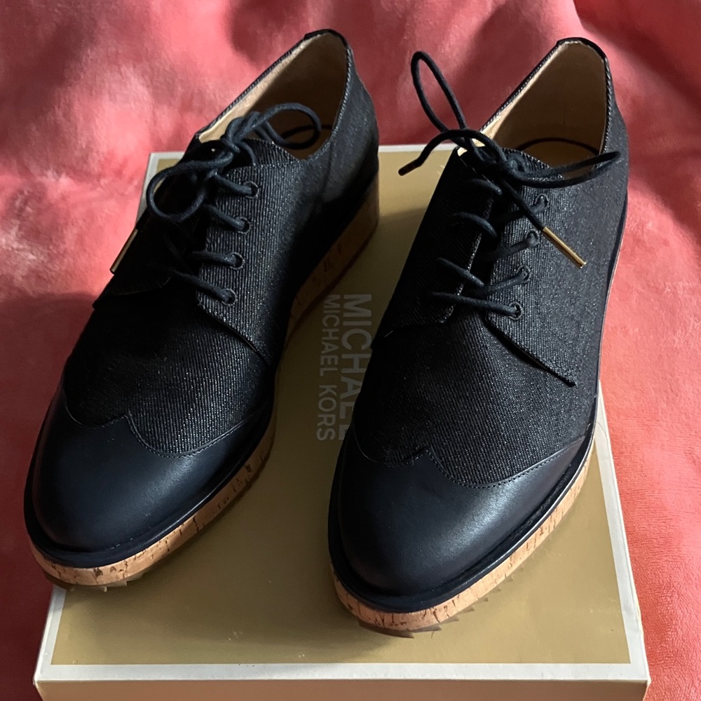 Michael Kors Black Oxford Shoes with Tan Sole
